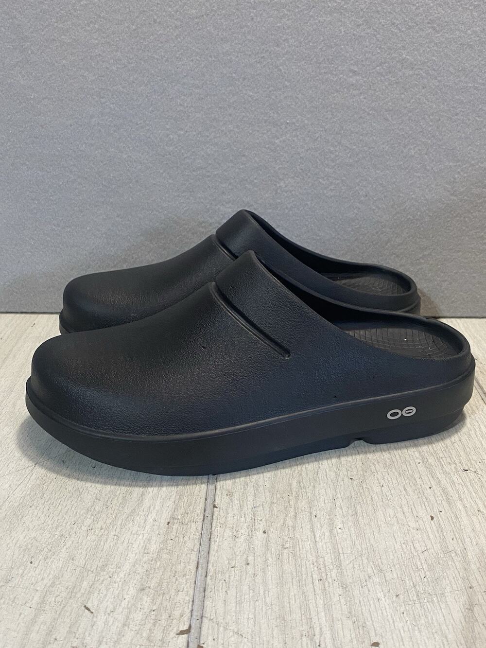 OOFOS Unisex Black OOcloog Recovery Slip-On Clogs Size Men's 7 Women's 9